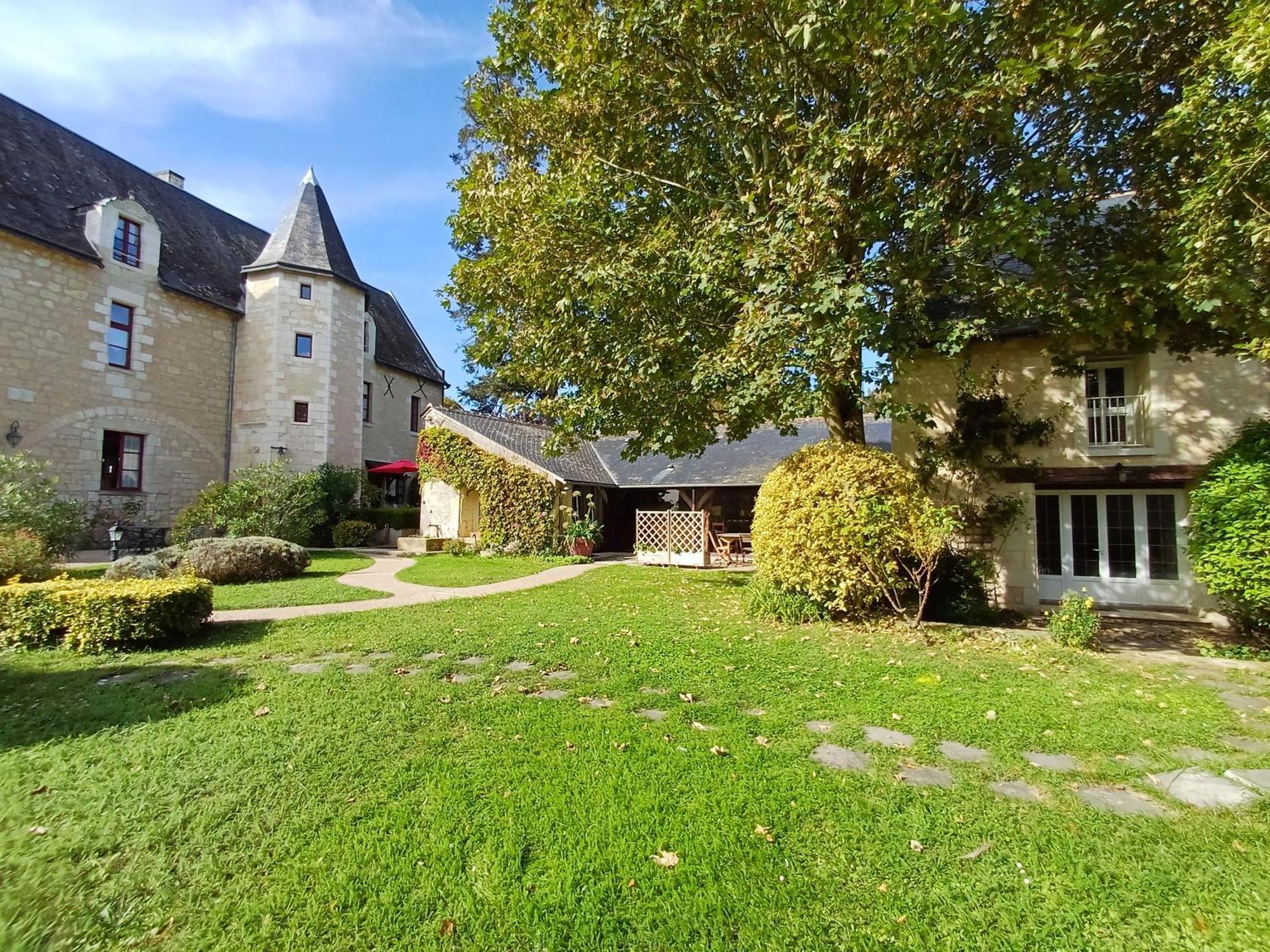 Manoir de l'Abbaye Bed & Breakfast Seuilly Dış mekan fotoğraf